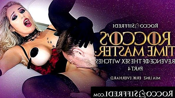 Порно Хаб: азиатку ебут в сиськи