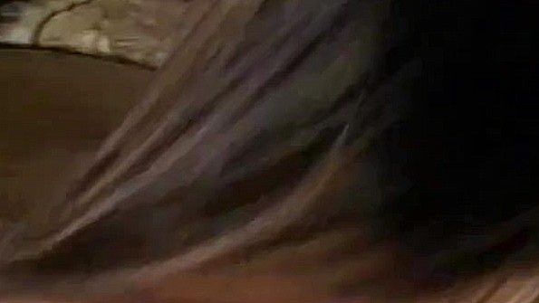 Порно: Шпионю за моей мамой и папой трахающимися
