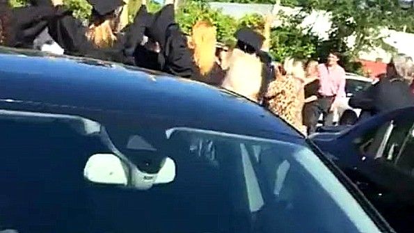 Порно Хаб: зрелую мамашу трахают двое мужиков