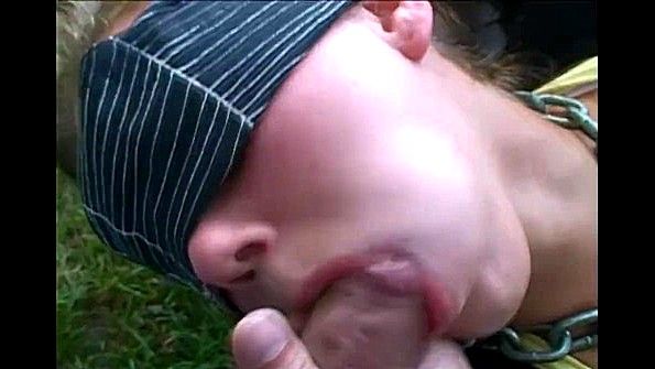 Порно Хаб: трахают жестко много одну