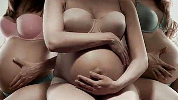 Порно: горячая мама не может взять большой член