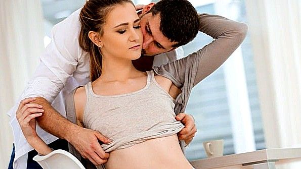 Порно: баб ебут крупный план
