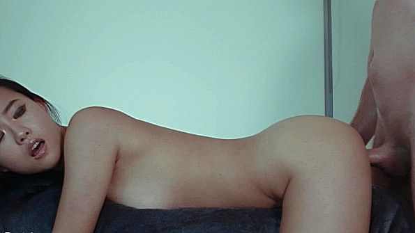 Порно Хаб: ебут в лесу гиф