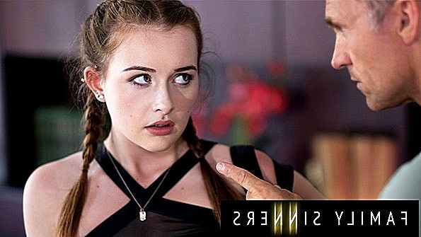 Порно Хаб: ебля молодых волосаток в жопу