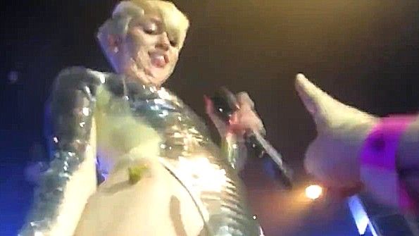Порно Хаб: порно завязали мужа и трахают жену